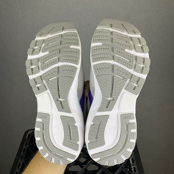 Brooks Adrenaline GTS 22 Running Shoes Gray Womens 9.5 Narrow 2A 1203532A045 - Picture 10 of 12